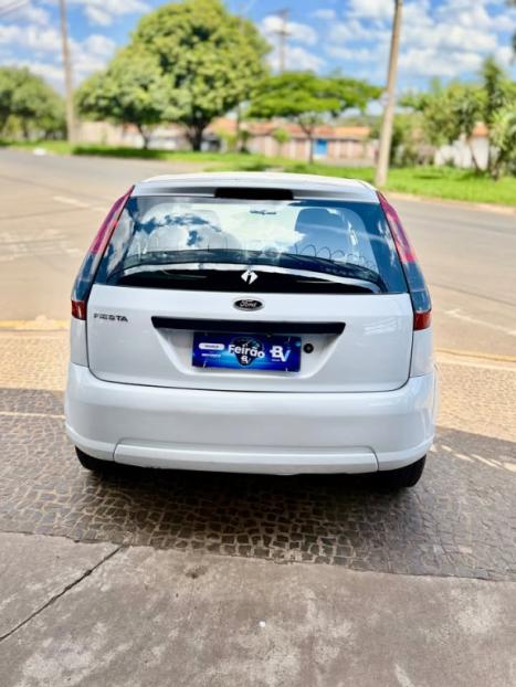 FORD Fiesta Hatch 1.0 4P FLEX, Foto 10