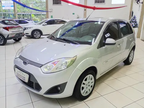 FORD Fiesta Hatch 1.6, Foto 2