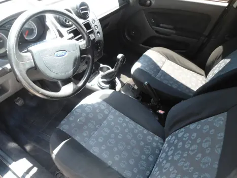 FORD Fiesta Hatch 1.6 4P FLEX, Foto 5