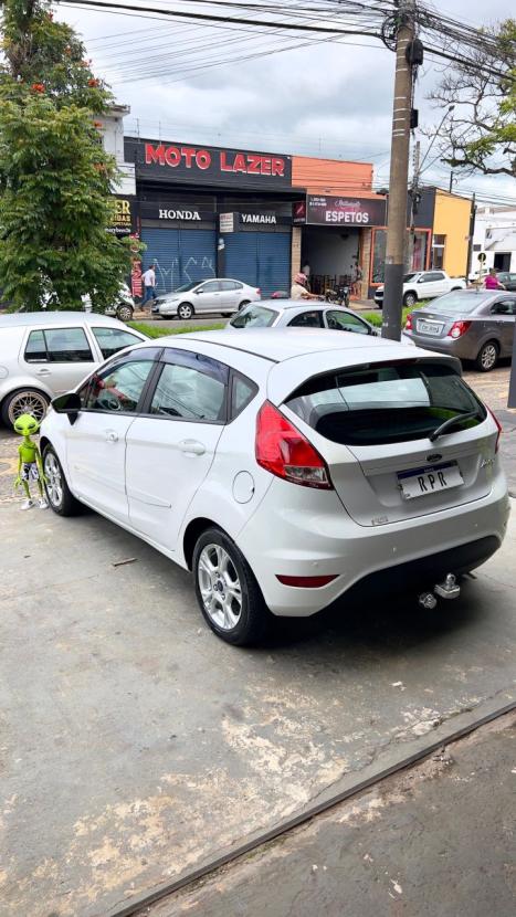 FORD Fiesta Hatch 1.6 16V 4P SE FLEX, Foto 4