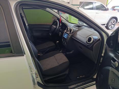 FORD Fiesta Hatch 1.6 4P FLEX, Foto 8