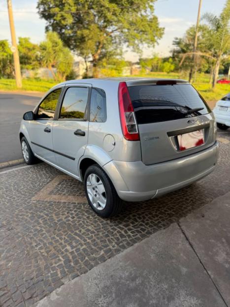 FORD Fiesta Hatch 1.0 4P, Foto 4