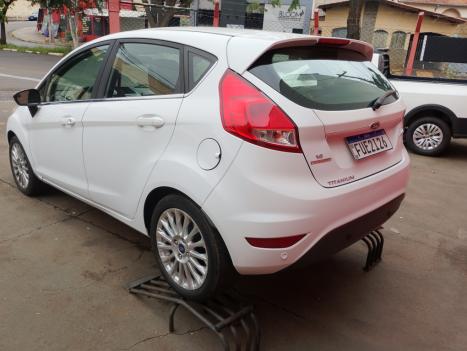 FORD Fiesta Hatch 1.6 16V 4P FLEX TITANIUM POWERSHIFT AUTOM�TICO, Foto 1