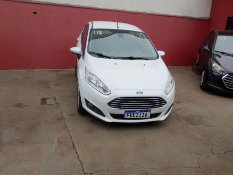FORD Fiesta Hatch 1.6 16V 4P FLEX TITANIUM POWERSHIFT AUTOM�TICO, Foto 5