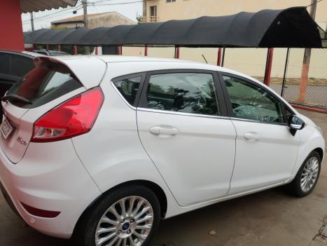 FORD Fiesta Hatch 1.6 16V 4P FLEX TITANIUM POWERSHIFT AUTOM�TICO, Foto 7