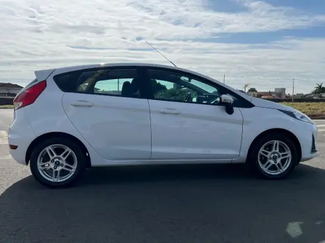 FORD Fiesta Hatch 1.6 16V 4P SEL FLEX, Foto 5
