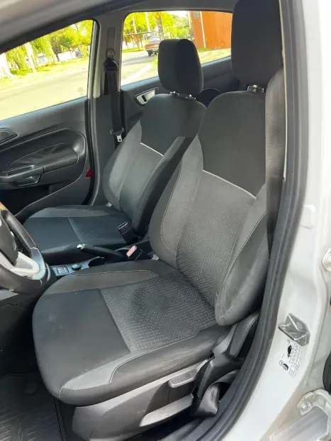 FORD Fiesta Hatch 1.6 16V 4P SEL FLEX, Foto 9