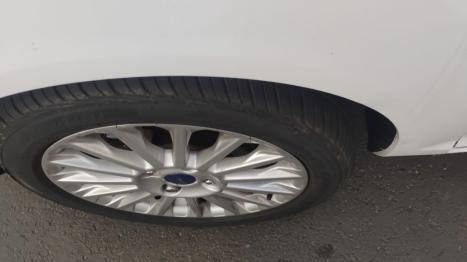 FORD Fiesta Hatch 1.6 16V 4P FLEX TITANIUM POWERSHIFT AUTOM�TICO, Foto 5