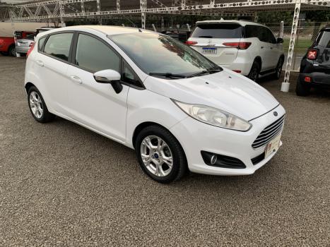 FORD Fiesta Hatch 1.6 16V 4P FLEX SE POWERSHIFT AUTOM�TICO, Foto 2