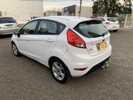 FORD Fiesta Hatch 1.6 16V 4P FLEX SE POWERSHIFT AUTOM�TICO, Foto 3