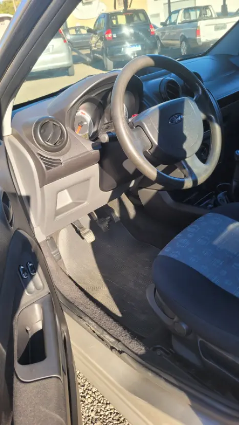 FORD Fiesta Hatch 1.6 4P FLEX, Foto 4