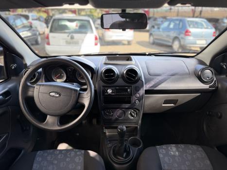 FORD Fiesta Hatch 1.0 4P, Foto 10