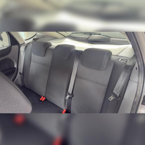 FORD Focus Hatch 1.6 4P, Foto 13