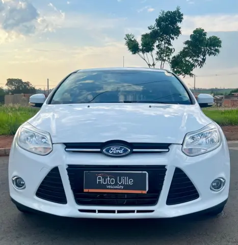 FORD Focus Hatch 1.6 16V 4P FLEX SE POWERSHIFT AUTOMÁTICO, Foto 6