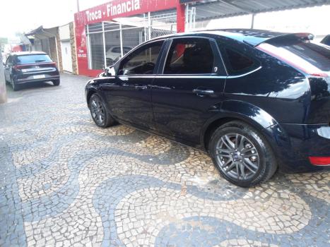 FORD Focus Hatch 2.0 16V 4P GHIA AUTOMTICO, Foto 4