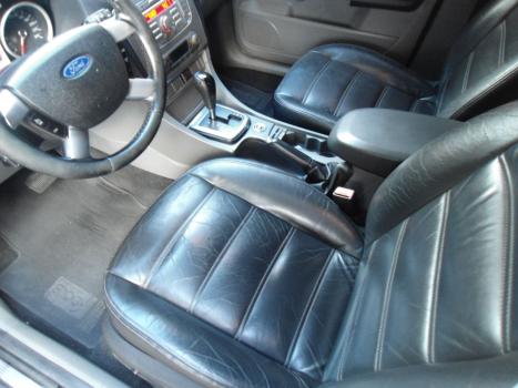 FORD Focus Hatch 2.0 16V 4P GHIA AUTOMTICO, Foto 5