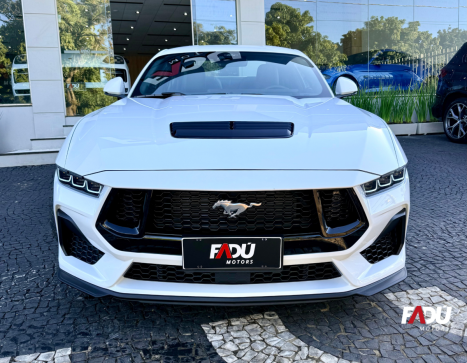 FORD Mustang 5.0 V8 32V COUP� GT PERFORMANCE AUTOM�TICO, Foto 2