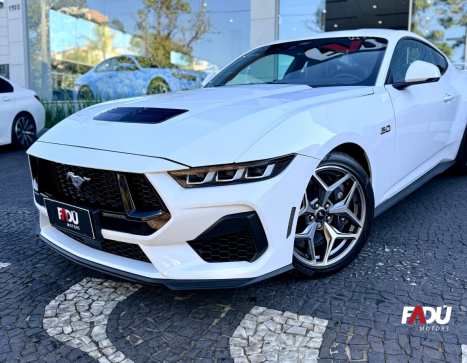 FORD Mustang 5.0 V8 32V COUP� GT PERFORMANCE AUTOM�TICO, Foto 3