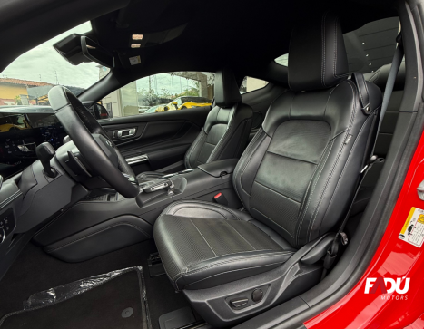 FORD Mustang 5.0 V8 32V COUP� GT PERFORMANCE AUTOM�TICO, Foto 4