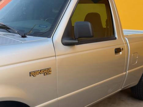 FORD Ranger 4.0 V6 12V XL CABINE SIMPLES, Foto 10