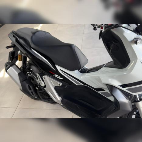 HONDA ADV 150 , Foto 4