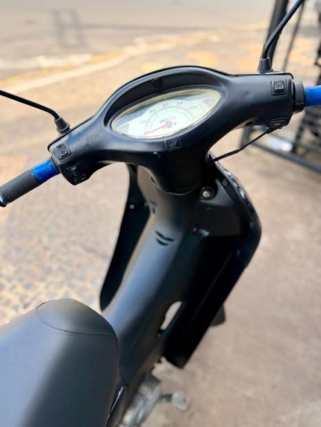 HONDA Biz 100 ES, Foto 2