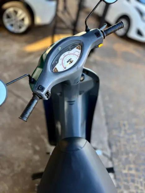 HONDA Biz 100 ES, Foto 2