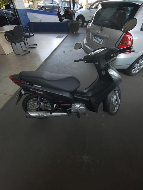 HONDA Biz 125 ES, Foto 8