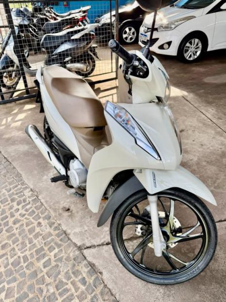 HONDA Biz 125 EX, Foto 4