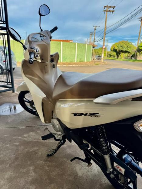 HONDA Biz 125 EX, Foto 6