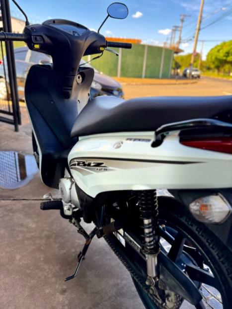 HONDA Biz 125 EX, Foto 4