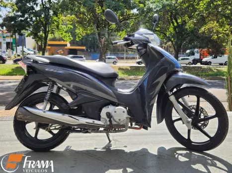 HONDA Biz 125 EX, Foto 2