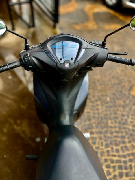 HONDA Biz 125 EX, Foto 2