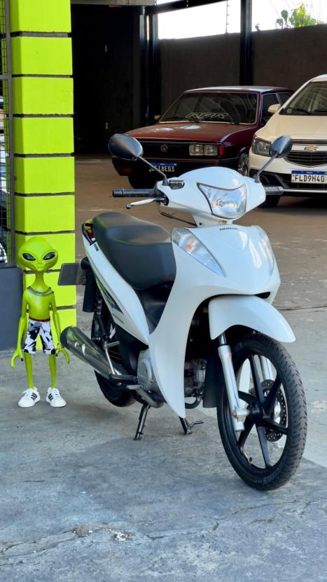 HONDA Biz 125 EX, Foto 2