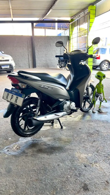 HONDA Biz 125 FLEX, Foto 4
