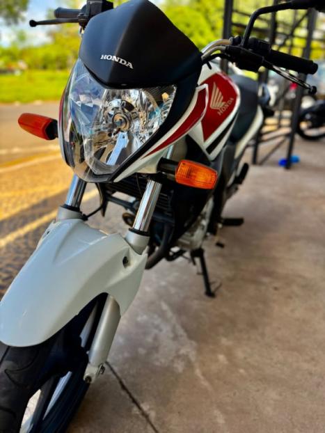 HONDA CB 300 R ESPECIAL EDITION, Foto 2