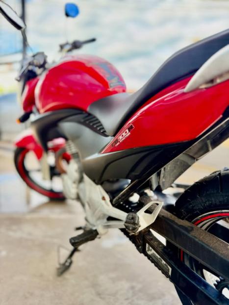 HONDA CB 300 R STD, Foto 4