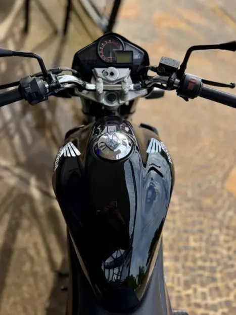 HONDA CB 300 R STD, Foto 4