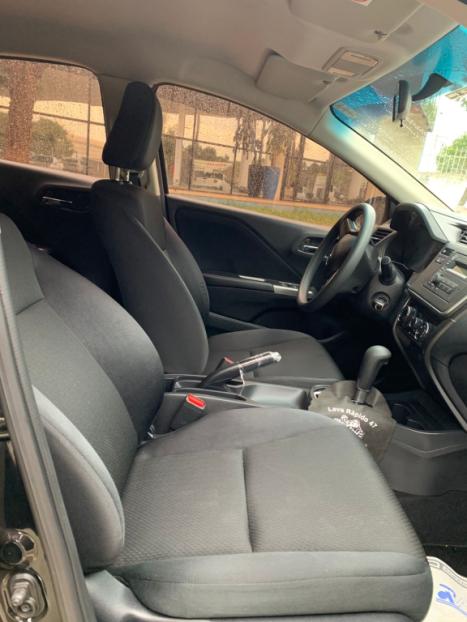 HONDA City Sedan 1.5 16V 4P LX FLEX AUTOMÁTICO, Foto 6 HONDA City Sedan 1.5 16V 4P LX FLEX AUTOMÁTICO, Foto 6