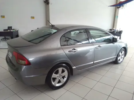 HONDA Civic 1.8 16V 4P FLEX LXS, Foto 4
