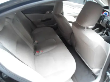 HONDA Civic 1.8 16V 4P FLEX LXS AUTOM�TICO, Foto 7