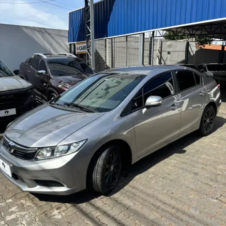 HONDA Civic 1.8 16V 4P FLEX LXL SE AUTOM�TICO, Foto 4