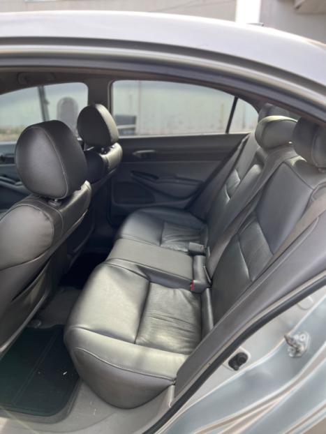 HONDA Civic 1.8 16V 4P FLEX LXS, Foto 2