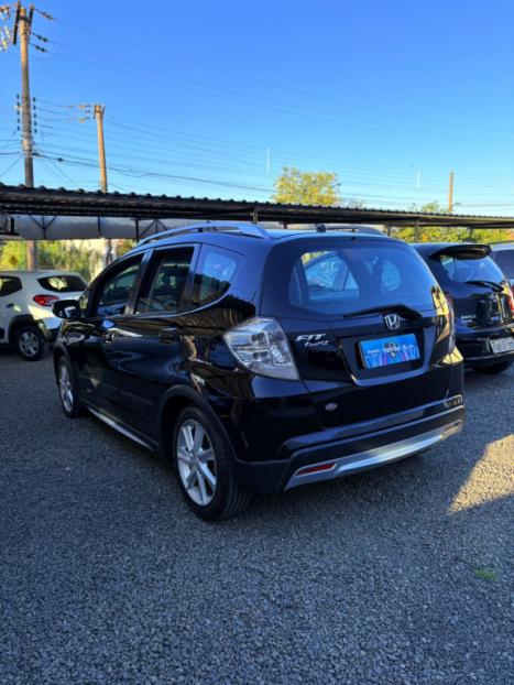 HONDA Fit 1.5 16V 4P TWIST FLEX, Foto 6 HONDA Fit 1.5 16V 4P TWIST FLEX, Foto 6