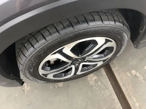 HONDA HR-V 1.8 16V 4P LX FLEX AUTOM�TICO CVT, Foto 4