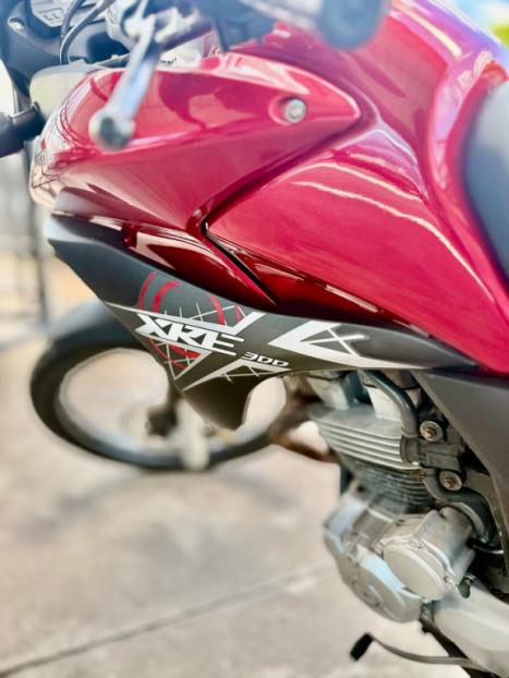 HONDA XRE 300 , Foto 2