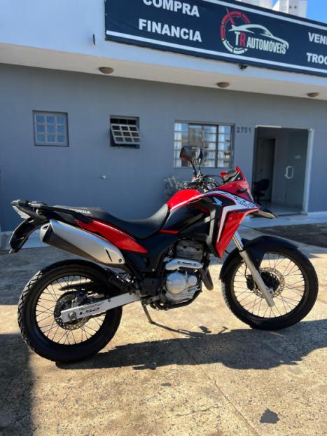 HONDA XRE 300 ADVENTURE, Foto 7