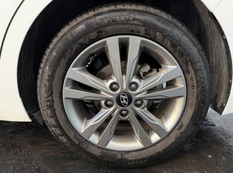 HYUNDAI Elantra 2.0 16V 4P FLEX AUTOM�TICO, Foto 3