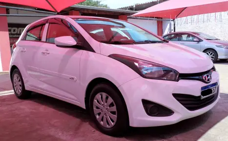 HYUNDAI HB 20 Hatch 1.6 16V 4P FLEX COMFORT PLUS, Foto 2