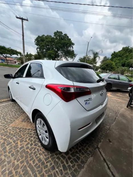 HYUNDAI HB 20 Hatch 1.0 12V 4P FLEX COMFORT PLUS, Foto 6 HYUNDAI HB 20 Hatch 1.0 12V 4P FLEX COMFORT PLUS, Foto 6